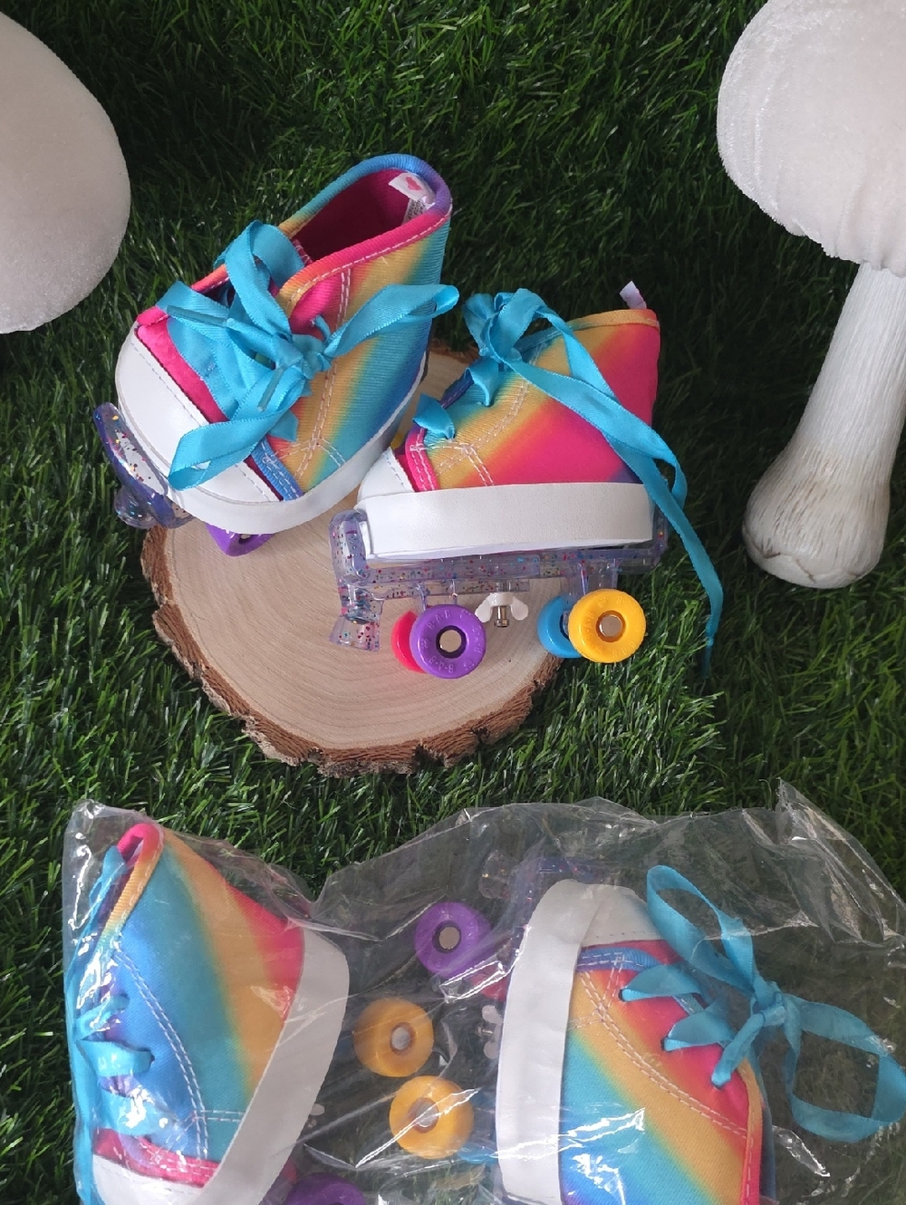 Build A Bear Roller Skates Lisa Frank Style Rainbow Blue Laces